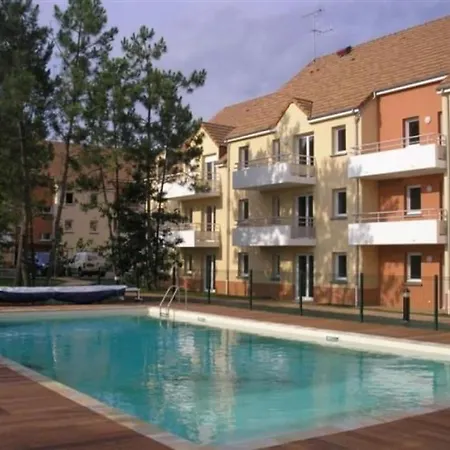 Appartementt2 A 2 Pas Du Circuit Le Mans Exterior foto